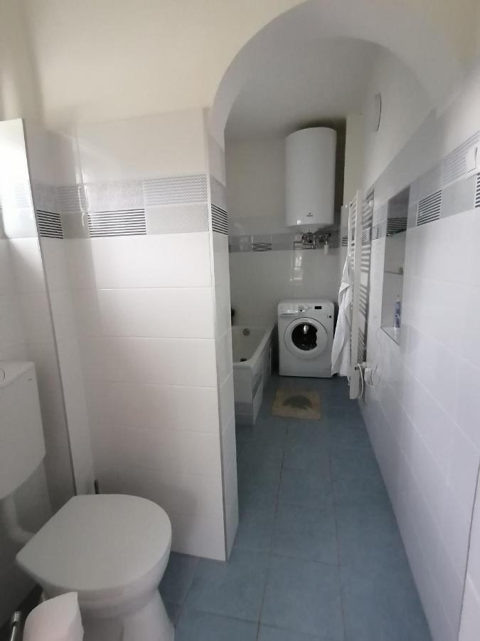 Dobo13 Apartment บาลาตงโบกลาร์ ภายนอก รูปภาพ